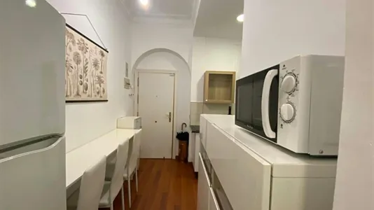 Rooms in Madrid Chamberí - photo 10