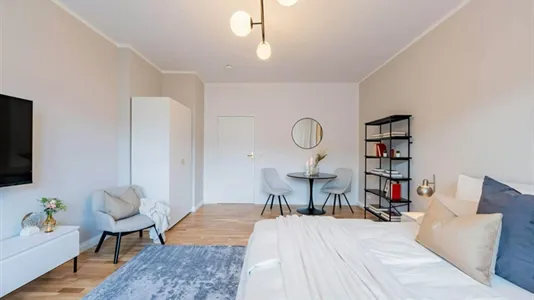 Apartments in Berlin Steglitz-Zehlendorf - photo 7