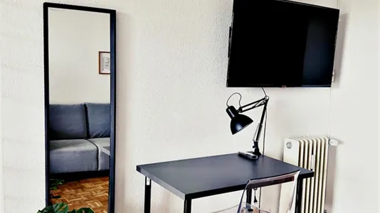 Rooms in Madrid Moncloa-Aravaca - photo 2