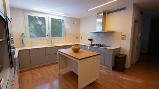 Rooms in Paterna - photo 4