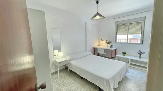 Rooms in Alfarería - photo 9