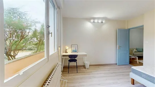 Rooms in Lyon - photo 2