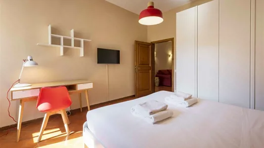 Apartments in Florence - photo 2