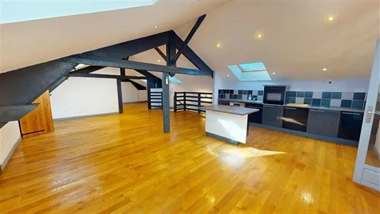 Apartments in Angoulême - photo 2