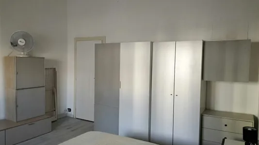 Rooms in Florence - photo 9