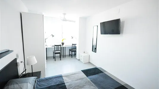 Rooms in Valencia Camins al Grau - photo 5
