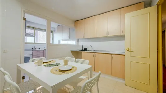 Rooms in Madrid Ciudad Lineal - photo 10