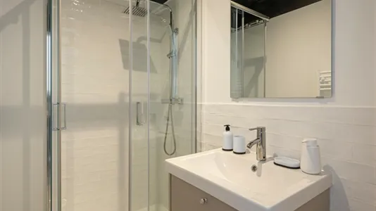 Apartments in Paris 18ème arrondissement - Montmartre - photo 3