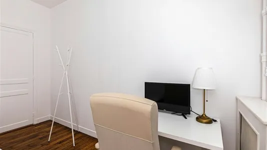 Apartments in Paris 15ème arrondissement - photo 4