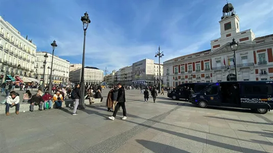 Rooms in Madrid Centro - photo 7