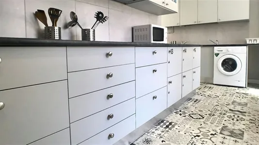 Rooms in Madrid Chamberí - photo 10