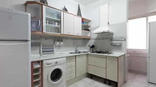 Rooms in Madrid Centro - photo 7