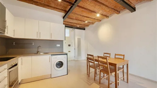 Apartments in Barcelona Ciutat Vella - photo 2