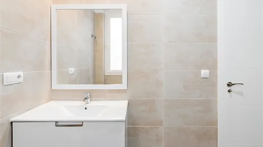 Rooms in Madrid Chamberí - photo 8