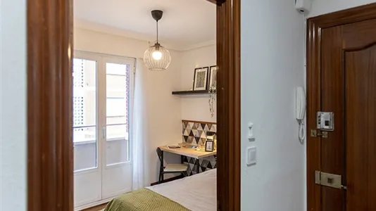 Rooms in Bilbao - photo 5