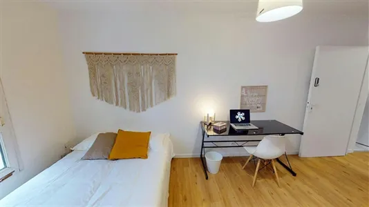 Rooms in Lyon - photo 2