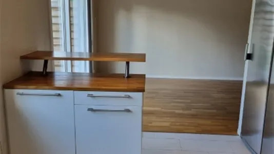 Houses in Södertälje - photo 3