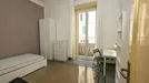 Room for rent, Genoa, Liguria, &lt;span class=&quot;blurred street&quot; onclick=&quot;ProcessAdRequest(11281031)&quot;&gt;&lt;span class=&quot;hint&quot;&gt;See streetname&lt;/span&gt;[xxxxxxxxxxxxx]&lt;/span&gt;