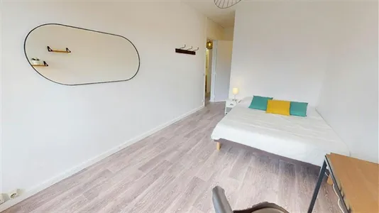 Rooms in Lyon - photo 2