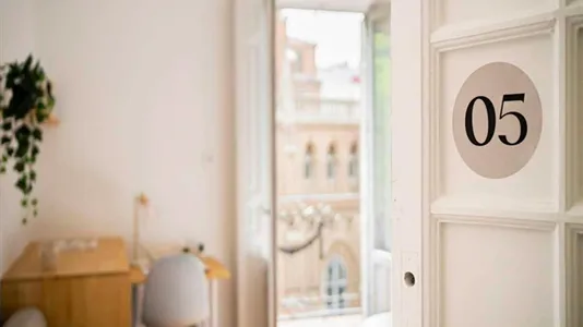 Rooms in Madrid Chamberí - photo 9