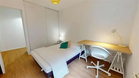 Rooms in Lyon - photo 2