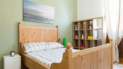 Room for rent in Milano Zona 4 - Vittoria, Forlanini, Milan