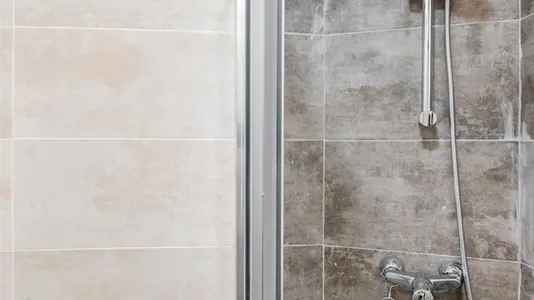 Rooms in Madrid Chamberí - photo 7