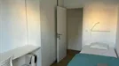 Room for rent, Setúbal, Setúbal (Distrito), &lt;span class=&quot;blurred street&quot; onclick=&quot;ProcessAdRequest(9755819)&quot;&gt;&lt;span class=&quot;hint&quot;&gt;See streetname&lt;/span&gt;[xxxxxxxxxxxxx]&lt;/span&gt;