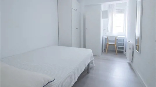 Rooms in Tavernes Blanques - photo 1
