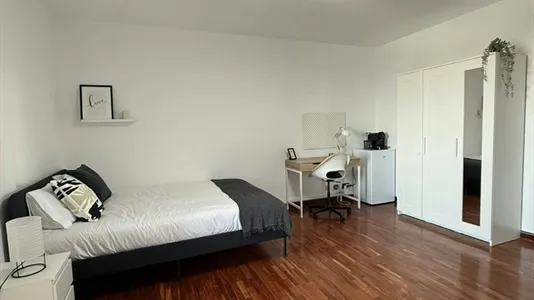 Rooms in Madrid Chamartín - photo 4