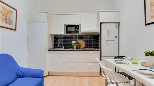 Rooms in Madrid Centro - photo 4