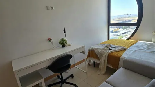 Rooms in Parla - photo 4