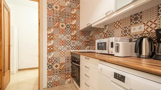 Rooms in Barcelona Eixample - photo 8