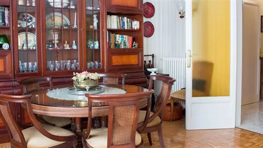 Rooms in Barcelona Eixample - photo 4