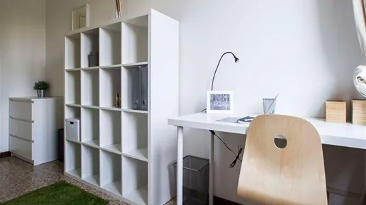 Rooms in Milano Zona 8 - Fiera, Gallaratese, Quarto Oggiaro - photo 5