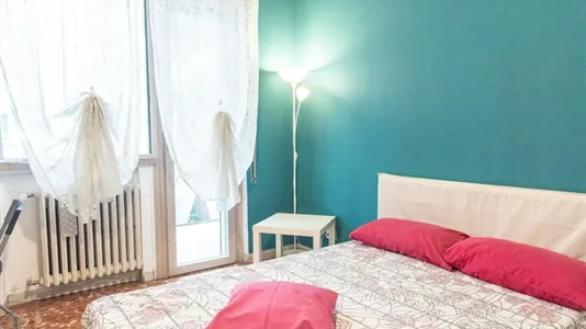 Rooms in Roma Municipio V – Prenestino/Centocelle - photo 2