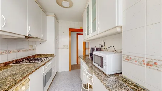 Rooms in Castellón de la Plana/Castelló de la Plana - photo 9