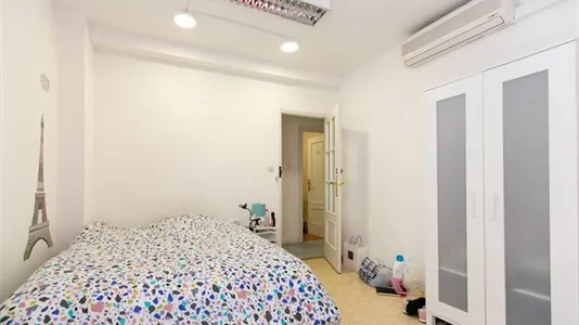 Rooms in Granada - photo 4