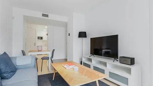 Apartments in Barcelona Les Corts - photo 2