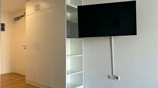 Apartments in Berlin Charlottenburg-Wilmersdorf - photo 5