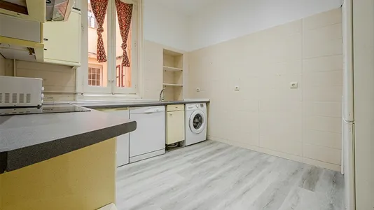 Rooms in Madrid Salamanca - photo 8