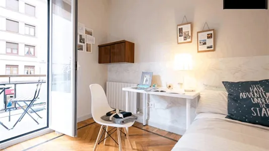 Rooms in Bilbao - photo 7