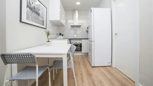 Rooms in Valencia L'Eixample - photo 8