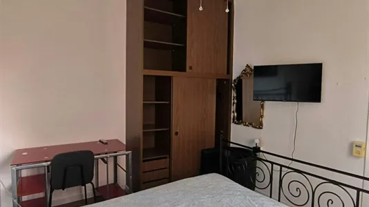 Rooms in Barcelona Sants-Montjuïc - photo 2