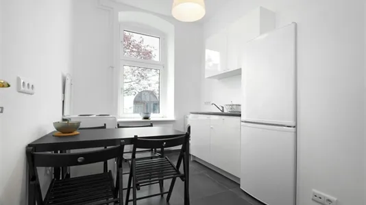 Rooms in Berlin Mitte - photo 9
