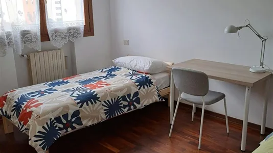 Rooms in Padua - photo 1