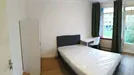 Room for rent, Leiden, South Holland, <span class="blurred street" onclick="ProcessAdRequest(10690710)"><span class="hint">See streetname</span>[xxxxxxxxxxxxx]</span>
