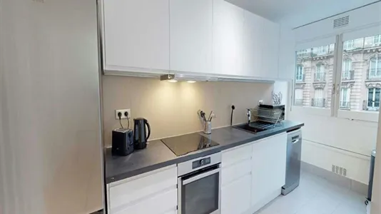 Rooms in Paris 15ème arrondissement - photo 7