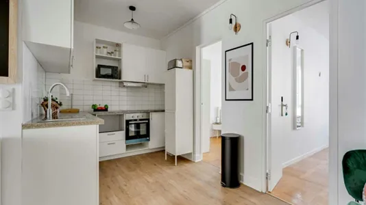 Rooms in Paris 16éme arrondissement (North) - photo 9