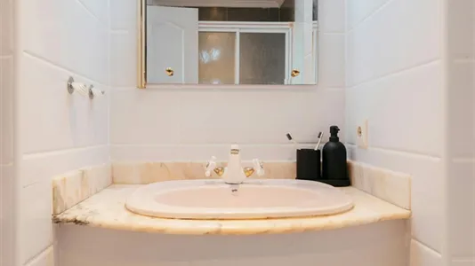 Rooms in Valencia L'Eixample - photo 10